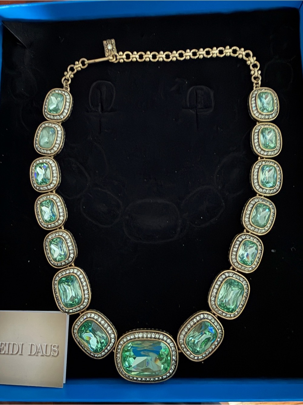 Beyond Gorgeous HEIDI DAUS Vintage Necklace Green Crystal 16-20" EUC w/ Box